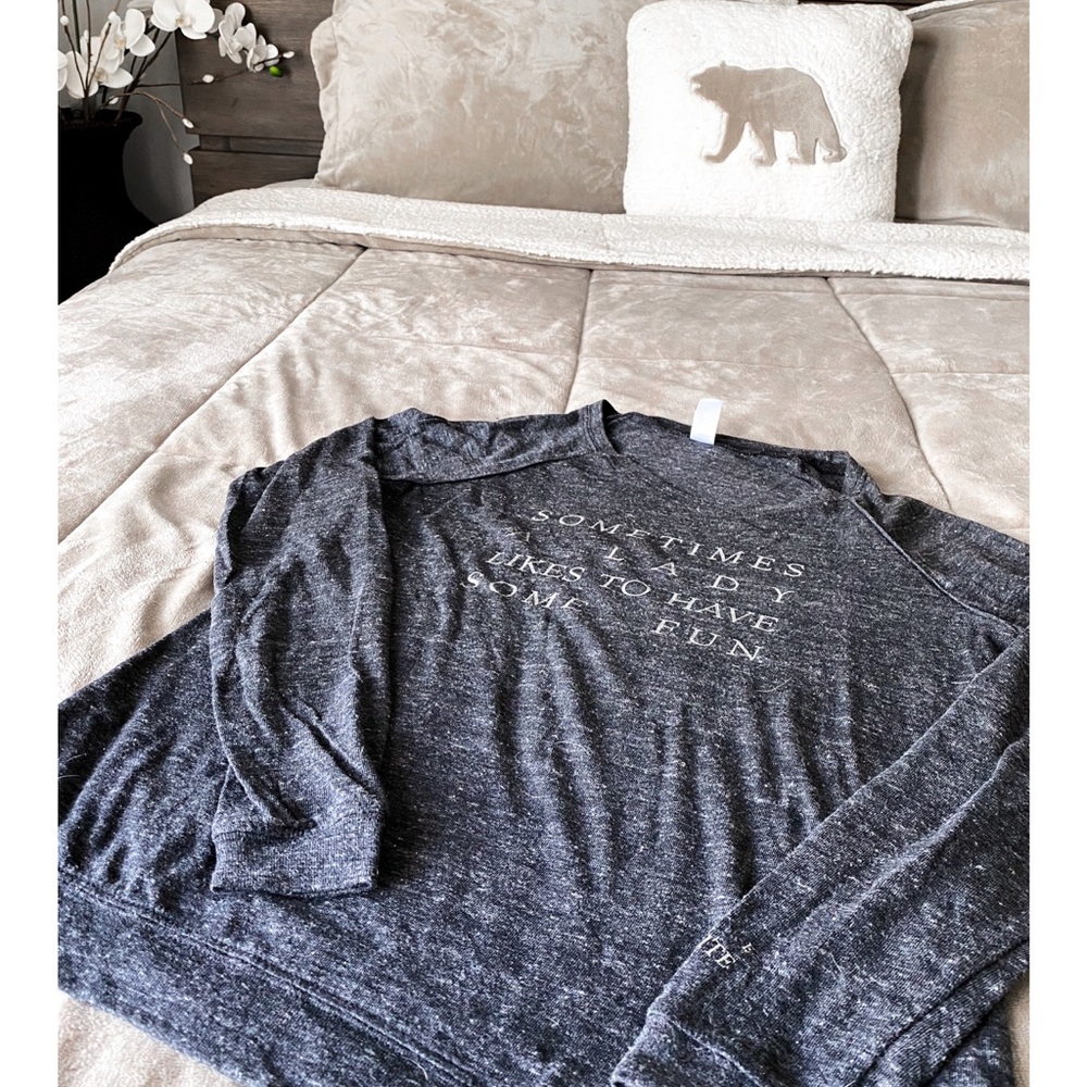 Long Sleeve oversized Graphic Tee